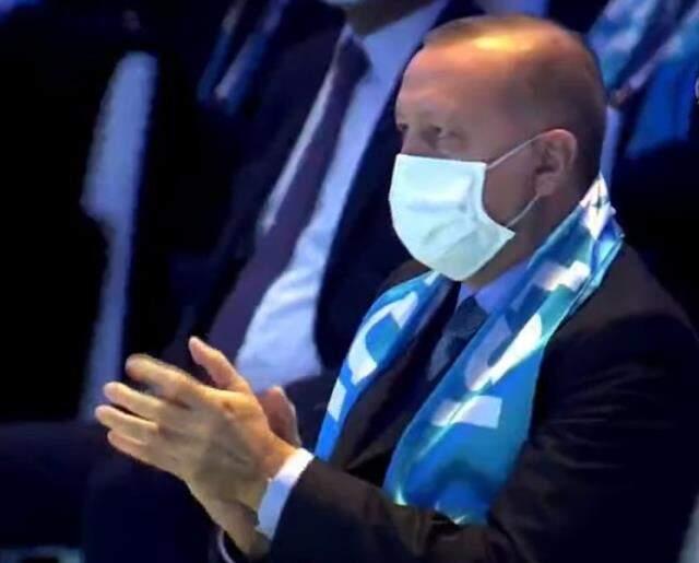 AK Parti'nin İstanbul'u teslim edeceği isim iddialı konuştu: Bizim olan İstanbul'u yeniden alacağız AK Parti'nin İstanbul'u teslim edeceği isim iddialı konuştu: Bizim olan İstanbul'u yeniden alacağız