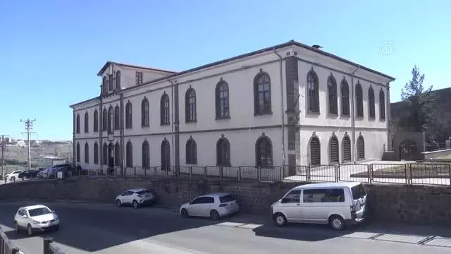 Diyarbakır'ın eşsiz lezzetleri 'Gastro İnovasyon Merkezi' ile dünyaya açılacak Diyarbakır'ın eşsiz lezzetleri 'Gastro İnovasyon Merkezi' ile dünyaya açılacak