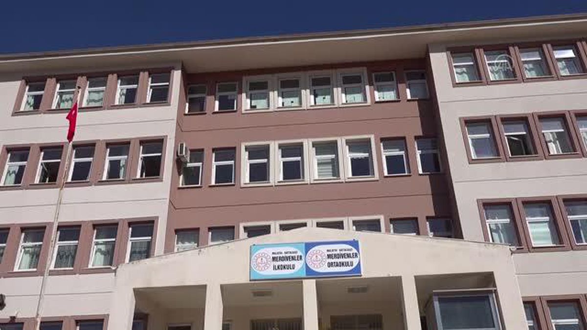 Son dakika gündem: Gara şehitlerinden Astsubay Semih Özbey'in ismi okul kütüphanesine verildi