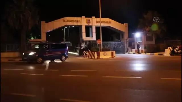 İzmir merkezli 47 ilde FETÖ'nün TSK yapılanmasına yönelik operasyonda 130 kişi yakalandı