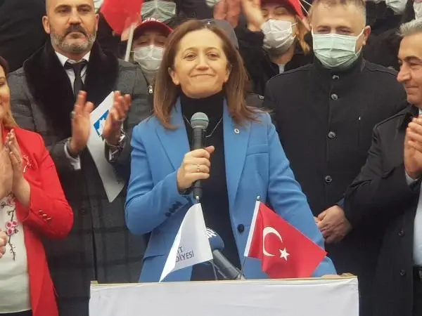 İzmit Belediyesi'nde toplu iş sözleşmesi imzalandı İzmit Belediyesi'nde toplu iş sözleşmesi imzalandı