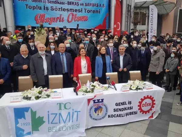 İzmit Belediyesi'nde toplu iş sözleşmesi imzalandı İzmit Belediyesi'nde toplu iş sözleşmesi imzalandı