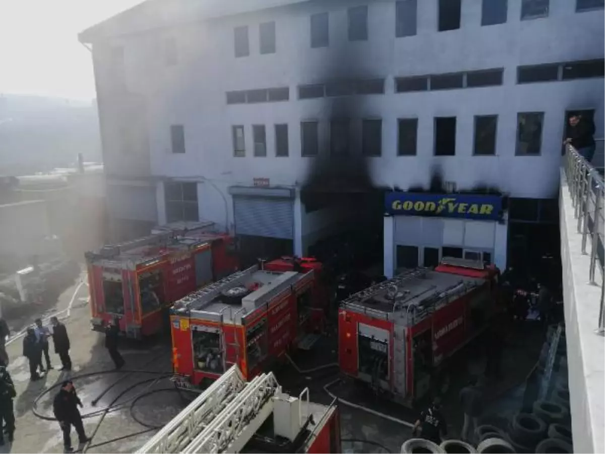 Son dakika gündem: Karabük'te lastik deposu yandı