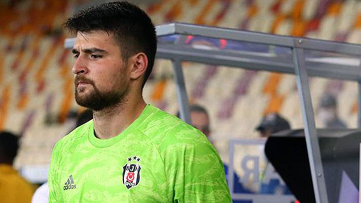 Lyon, Beşiktaş'ın kalecisi Ersin Destanoğlu için resmi teklif sunmaya hazırlanıyor