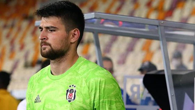 Lyon is preparing to submit an official offer for Beşiktaş's goalkeeper Ersin Destanoğlu