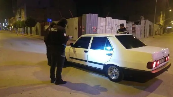 Osmaniye'de koronavirüs denetiminde 186 kişiye 354 bin lira ceza Osmaniye'de koronavirüs denetiminde 186 kişiye 354 bin lira ceza