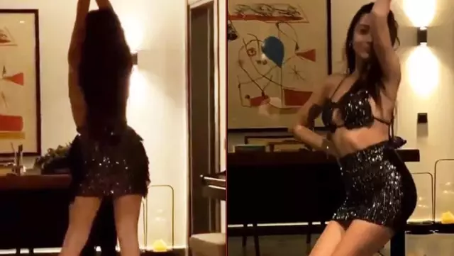 Ünlü şarkıcı Zeynep Bastık'tan Kerimcan Durmaz'a özel defile: Olaysın Ünlü şarkıcı Zeynep Bastık'tan Kerimcan Durmaz'a özel defile: Olaysın