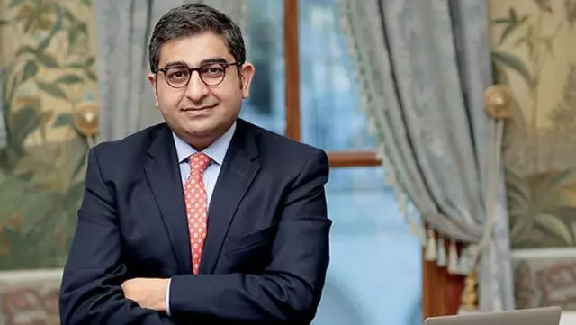 SBK Holding hisselerini satmaya devam ediyor! Biofarma'dan sonra Karsan'ı da elden çıkardılar SBK Holding hisselerini satmaya devam ediyor! Biofarma'dan sonra Karsan'ı da elden çıkardılar