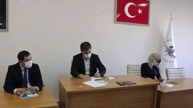 Sokak hayvanı sahiplenen öğrencilere burs verilecek Sokak hayvanı sahiplenen öğrencilere burs verilecek