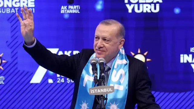 Son Dakika: Cumhurbaşkanı Erdoğan'dan AK Parti teşkilatına İstanbul uyarısı: Küstürürseniz vay halinize Son Dakika: Cumhurbaşkanı Erdoğan'dan AK Parti teşkilatına İstanbul uyarısı: Küstürürseniz vay halinize