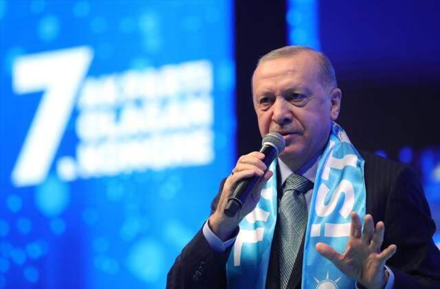 Son Dakika: Cumhurbaşkanı Erdoğan'dan AK Parti teşkilatına İstanbul uyarısı: Küstürürseniz vay halinize Son Dakika: Cumhurbaşkanı Erdoğan'dan AK Parti teşkilatına İstanbul uyarısı: Küstürürseniz vay halinize