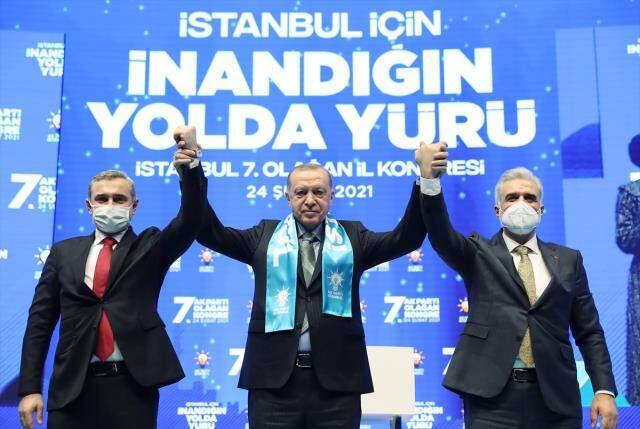 Son Dakika: Cumhurbaşkanı Erdoğan'dan AK Parti teşkilatına İstanbul uyarısı: Küstürürseniz vay halinize Son Dakika: Cumhurbaşkanı Erdoğan'dan AK Parti teşkilatına İstanbul uyarısı: Küstürürseniz vay halinize