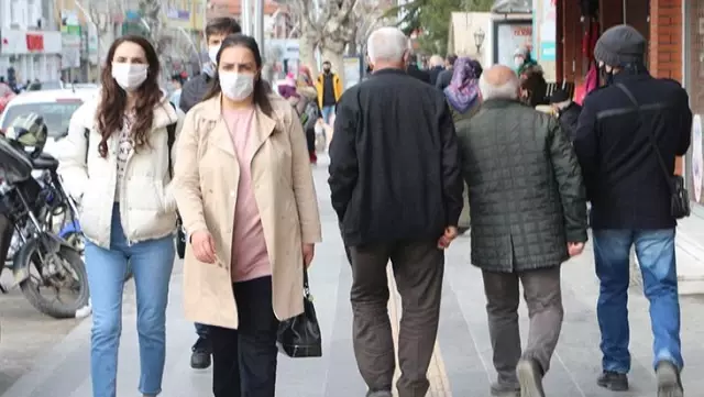 Vaka sayısı artan Tokat'ta yeni tedbirler: Nikahlar ertelendi, hayvan pazarları kapatıldı Vaka sayısı artan Tokat'ta yeni tedbirler: Nikahlar ertelendi, hayvan pazarları kapatıldı