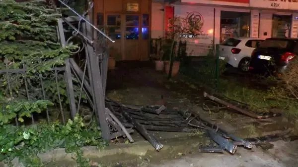 Son Dakika | ATAŞEHİR'DE KISITLAMADA RAHAT TAVIRLARIYLA DİKKAT ÇEKEN GENÇLERİN YAPTIĞI KAZA KAMERADA Son Dakika | ATAŞEHİR'DE KISITLAMADA RAHAT TAVIRLARIYLA DİKKAT ÇEKEN GENÇLERİN YAPTIĞI KAZA KAMERADA
