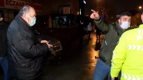 Son Dakika | ATAŞEHİR'DE KISITLAMADA RAHAT TAVIRLARIYLA DİKKAT ÇEKEN GENÇLERİN YAPTIĞI KAZA KAMERADA Son Dakika | ATAŞEHİR'DE KISITLAMADA RAHAT TAVIRLARIYLA DİKKAT ÇEKEN GENÇLERİN YAPTIĞI KAZA KAMERADA