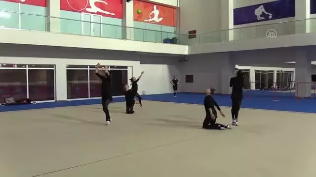 Avrupa şampiyonu kadın cimnastikçilerin hayali olimpiyat kotası Avrupa şampiyonu kadın cimnastikçilerin hayali olimpiyat kotası