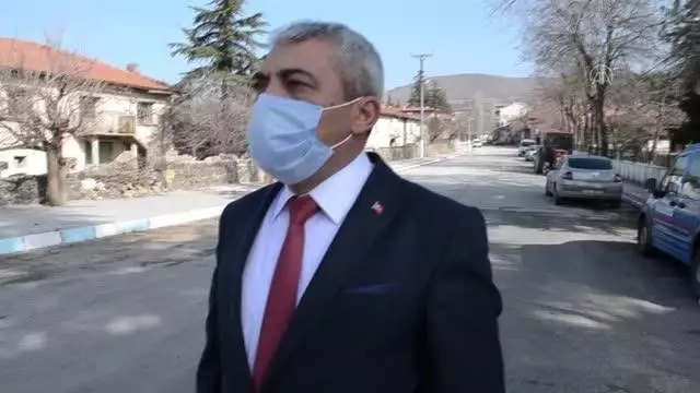 Bir belde Kovid-19 nedeniyle karantinaya alındı Bir belde Kovid-19 nedeniyle karantinaya alındı