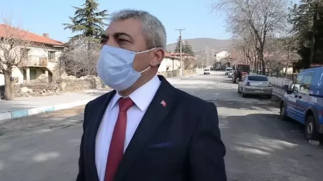 Bir belde Kovid-19 nedeniyle karantinaya alındı Bir belde Kovid-19 nedeniyle karantinaya alındı