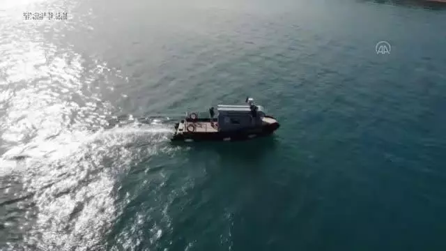 Bodrum'da dalgıçların yaptığı deniz dibi temizliğinde yarım ton atık toplandı Bodrum'da dalgıçların yaptığı deniz dibi temizliğinde yarım ton atık toplandı