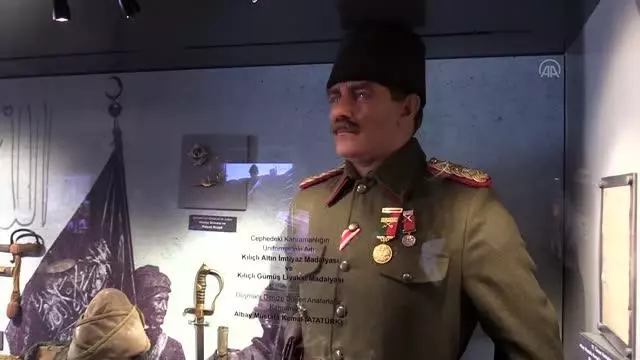 'Çanakkale Savaşları Mobil Müzesi' ziyarete açıldı 'Çanakkale Savaşları Mobil Müzesi' ziyarete açıldı