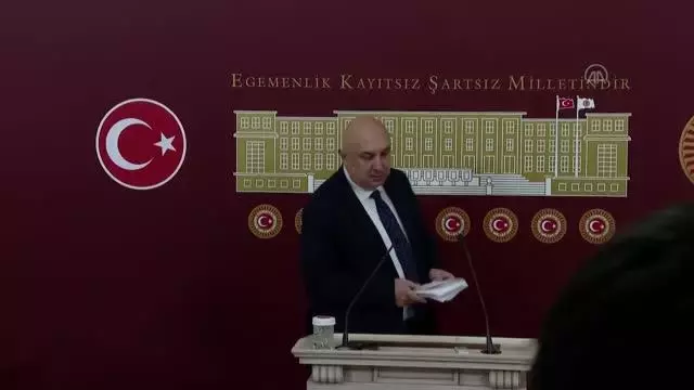 CHP Grup Başkanvekili Özkoç, Meclis Başkanlığına sunulan dokunulmazlık fezlekelerini değerlendirdi (3) CHP Grup Başkanvekili Özkoç, Meclis Başkanlığına sunulan dokunulmazlık fezlekelerini değerlendirdi (3)