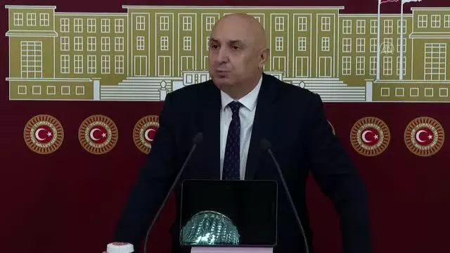 CHP Grup Başkanvekili Özkoç, Meclis Başkanlığına sunulan dokunulmazlık fezlekelerini değerlendirdi (3) CHP Grup Başkanvekili Özkoç, Meclis Başkanlığına sunulan dokunulmazlık fezlekelerini değerlendirdi (3)