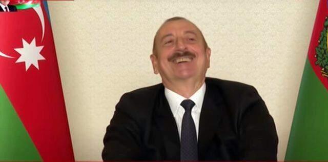 Ermenistan'daki olaylar sonrası Aliyev'in 'Ne oldu Paşinyan?' videosu paylaşım rekoru kırıyor Ermenistan'daki olaylar sonrası Aliyev'in 'Ne oldu Paşinyan?' videosu paylaşım rekoru kırıyor