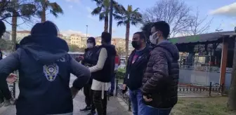 Fatih'te yabancı uyruklulara yönelik denetim: Bir kadın fenalaştı