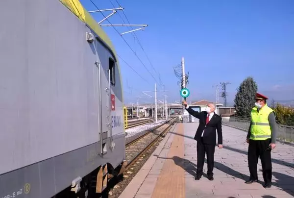 Fildişi Sahili'nden gemiyle getirilen yük Tekirdağ'dan trenle Avrupa'ya gönderildi Fildişi Sahili'nden gemiyle getirilen yük Tekirdağ'dan trenle Avrupa'ya gönderildi