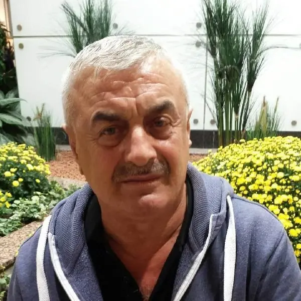 Fındık bahçesinde üzerine benzin döküp kendini yaktı Fındık bahçesinde üzerine benzin döküp kendini yaktı