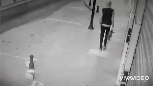 GAZİANTEP - Güvenlik kameralarından tespit edilen 2 hırsızlık zanlısı tutuklandı GAZİANTEP - Güvenlik kameralarından tespit edilen 2 hırsızlık zanlısı tutuklandı