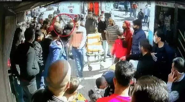 Halk otobüsünün çarptığı çocuk ağır yaralandı Halk otobüsünün çarptığı çocuk ağır yaralandı