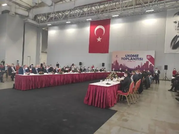 İBB'NİN ELEKTRİKLİ SCOOTER YÖNERGESİ İKİNCİ KEZ KOMİSYONA HAVALE EDİLDİ İBB'NİN ELEKTRİKLİ SCOOTER YÖNERGESİ İKİNCİ KEZ KOMİSYONA HAVALE EDİLDİ
