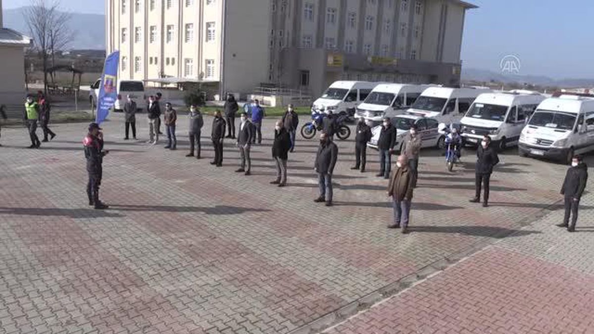 Jandarmadan servis şoförlerine trafik güvenliği semineri
