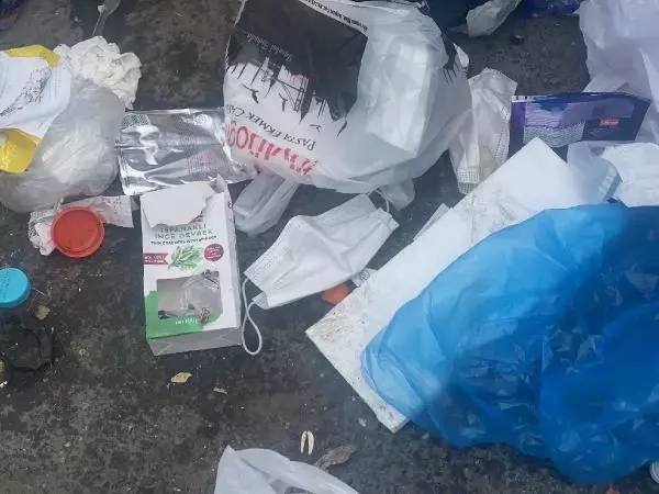 Son dakika haber: Maltepe'deki çöp yığınlarındaki tıbbi atıklarda koronavirüs uyarısı... Son dakika haber: Maltepe'deki çöp yığınlarındaki tıbbi atıklarda koronavirüs uyarısı...