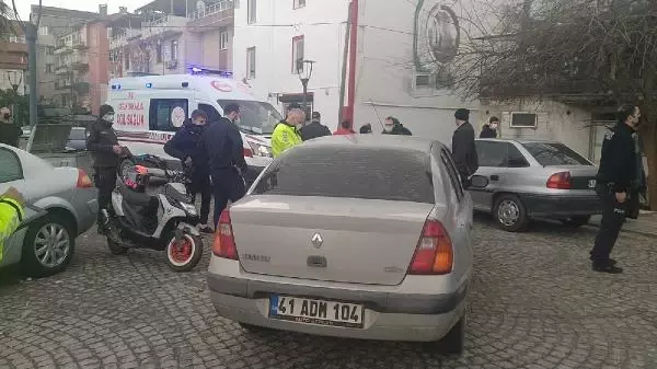 Motosiklet ve otomobilin çarpıştığı kaza, güvenlik kamerasında Motosiklet ve otomobilin çarpıştığı kaza, güvenlik kamerasında