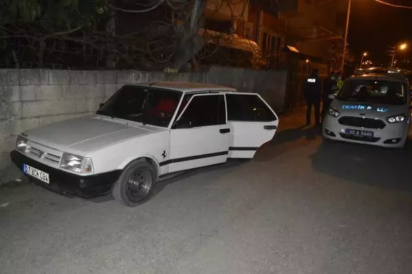 Son dakika haber! Polisin 'dur' ihtarına uymayan sürücü, otomobili bırakıp, kaçtı Son dakika haber! Polisin 'dur' ihtarına uymayan sürücü, otomobili bırakıp, kaçtı