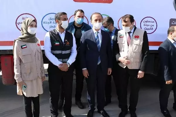 ŞANLIURFA - Barış Pınarı Harekatı bölgesine 28 tır insani yardım gönderildi ŞANLIURFA - Barış Pınarı Harekatı bölgesine 28 tır insani yardım gönderildi