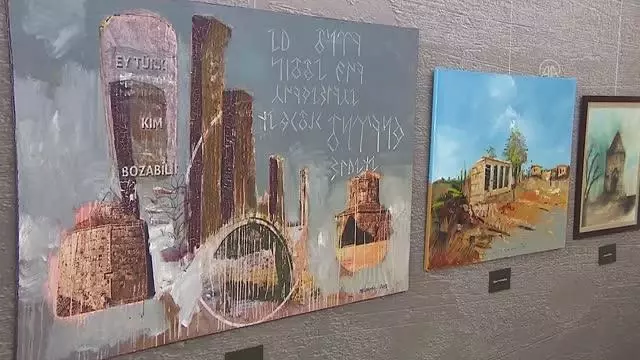 Şentop, 'Hocalı Katliamı'nın 29. Yıl Dönümü Fotoğraf ve Resim Sergisi'ni gezdi (2) Şentop, 'Hocalı Katliamı'nın 29. Yıl Dönümü Fotoğraf ve Resim Sergisi'ni gezdi (2)