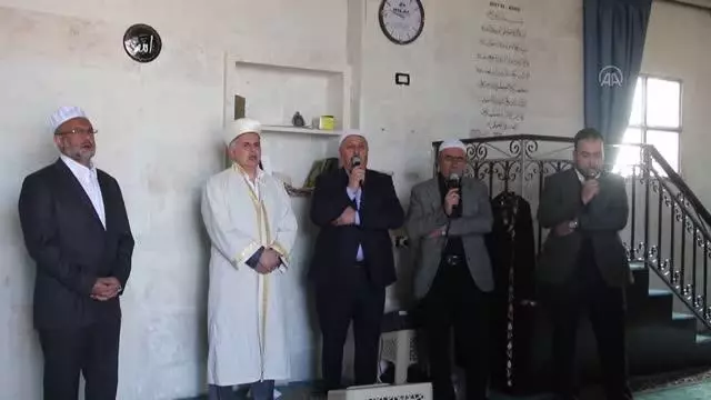 Son dakika... Suriye'nin kuzeyindeki Bab'ta şehitler için mevlit okundu Son dakika... Suriye'nin kuzeyindeki Bab'ta şehitler için mevlit okundu