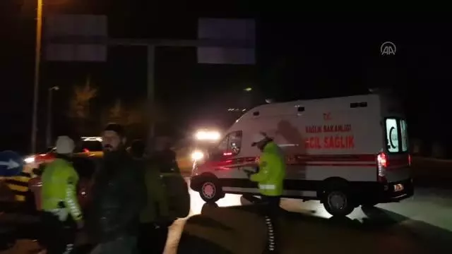 Son Dakika | Zincirleme trafik kazasında 4 kişi yaralandı Son Dakika | Zincirleme trafik kazasında 4 kişi yaralandı