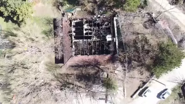 3 kişinin hayatını kaybettiği restoran yangınına ilişkin iş yeri bekçisi gözaltına alındı 3 kişinin hayatını kaybettiği restoran yangınına ilişkin iş yeri bekçisi gözaltına alındı