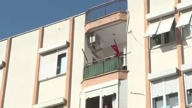 5'inci kattan düşen kişi ağır yaralandı 5'inci kattan düşen kişi ağır yaralandı