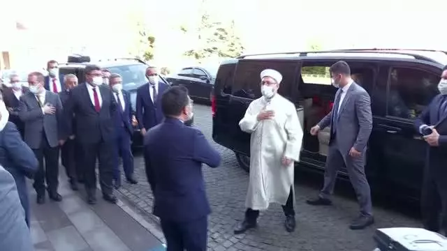 AFYONKARAHİSAR - Diyanet İşleri Başkanı Erbaş ziyaretlerde bulundu AFYONKARAHİSAR - Diyanet İşleri Başkanı Erbaş ziyaretlerde bulundu