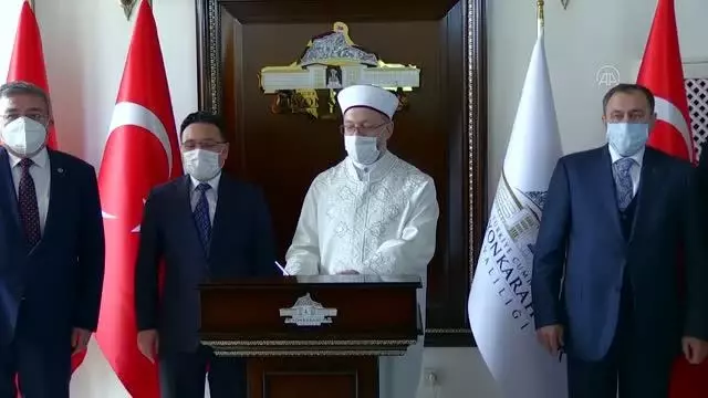 AFYONKARAHİSAR - Diyanet İşleri Başkanı Erbaş ziyaretlerde bulundu AFYONKARAHİSAR - Diyanet İşleri Başkanı Erbaş ziyaretlerde bulundu
