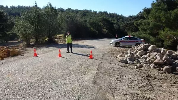 Ayvacık'ta bir köy karantinaya alındı Ayvacık'ta bir köy karantinaya alındı