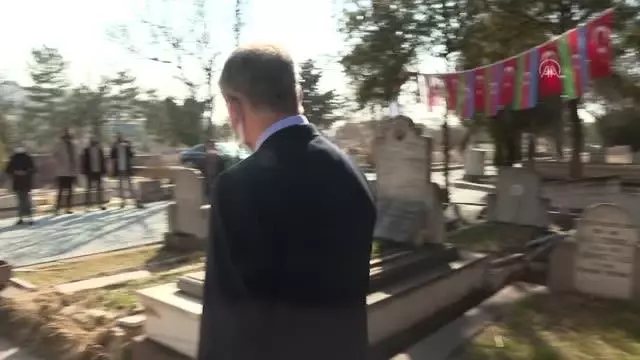 Azerbaycan Cumhuriyeti'nin kurucusu Resulzade'nin kabri başında Hocalı Katliamı anma etkinliği düzenlendi