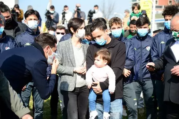 Batalla heykelinin açılışı gerçekleşti Batalla heykelinin açılışı gerçekleşti
