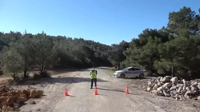 Çanakkale'de Kovid-19 tedbirleri kapsamında bir köy daha karantinaya alındı Çanakkale'de Kovid-19 tedbirleri kapsamında bir köy daha karantinaya alındı
