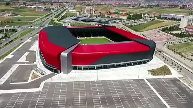 Çorum Yeni Şehir Stadı, '2020 Yılın Statları' yarışmasında Türkiye'yi temsil ediyor Çorum Yeni Şehir Stadı, '2020 Yılın Statları' yarışmasında Türkiye'yi temsil ediyor